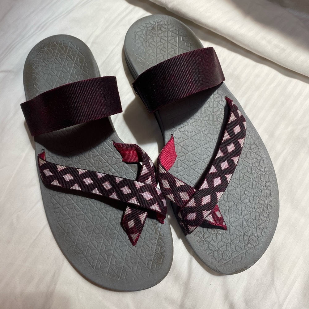 Chaco tetra size 9